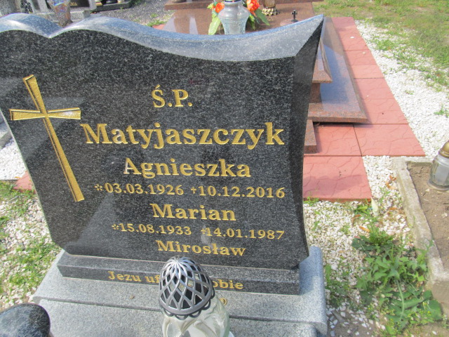 Grób Marian Matyjaszczyk