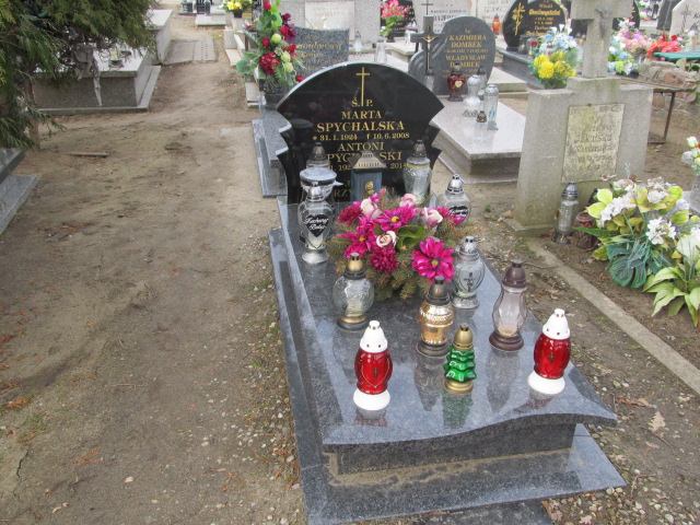 Grób Marta Spychalska
