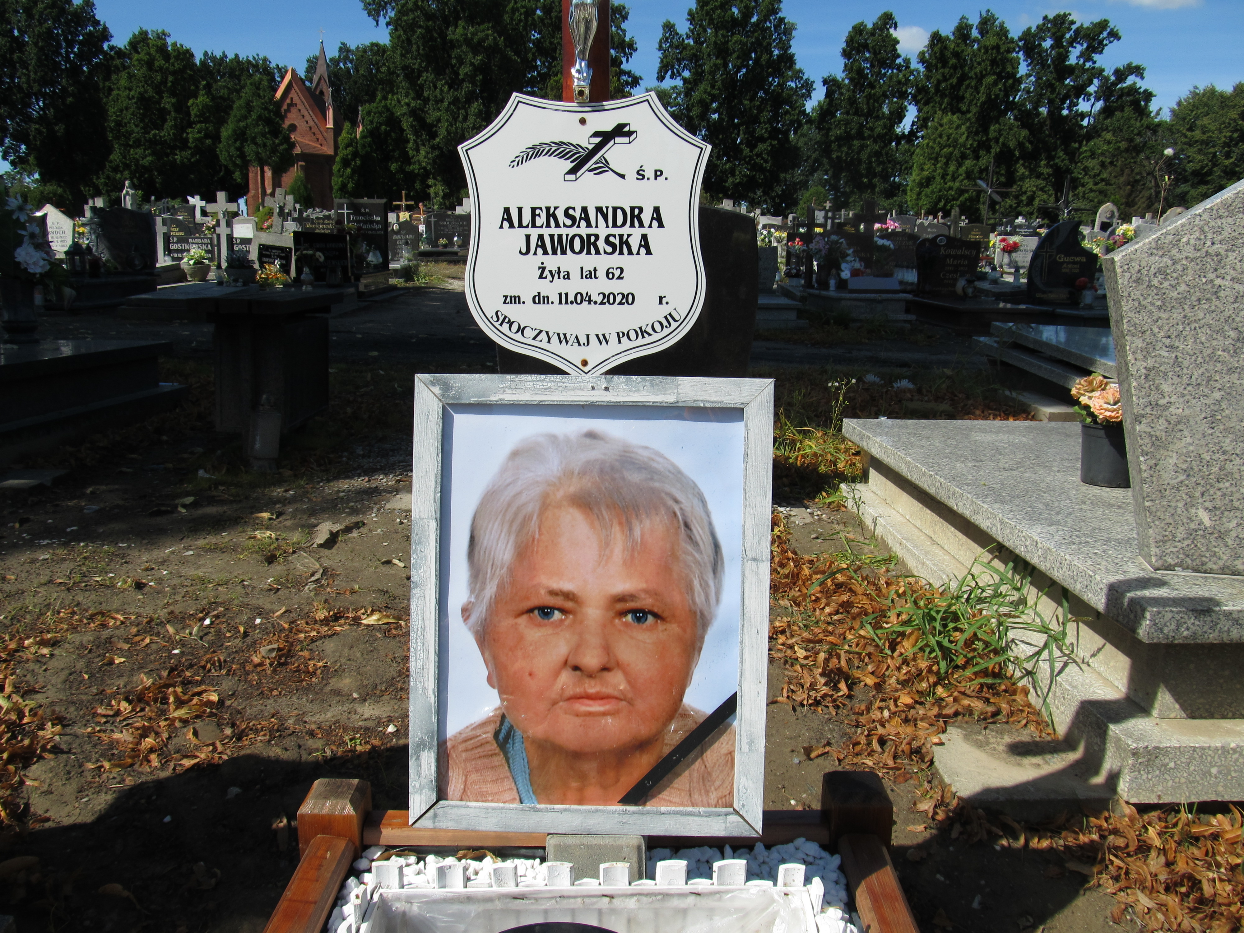 Aleksandra Jaworska 1957 Inowrocław - Grobonet - Wyszukiwarka osób pochowanych