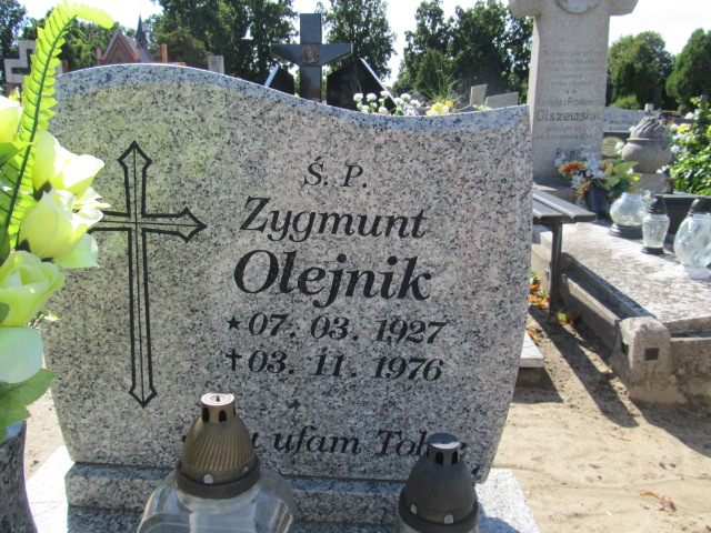 Zygmunt Olejnik 1927 Inowrocław - Grobonet - Wyszukiwarka osób pochowanych
