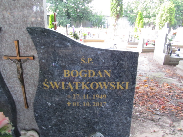 Grób Bogdan Świątkowski