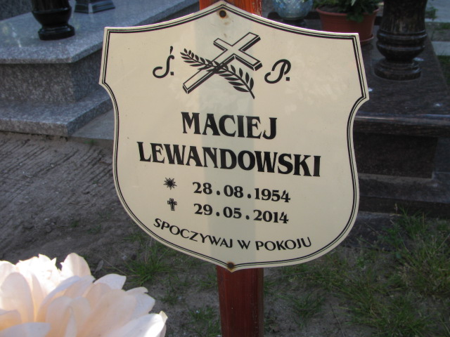Maciej Lewandowski 1954 Inowrocław - Grobonet - Wyszukiwarka osób pochowanych
