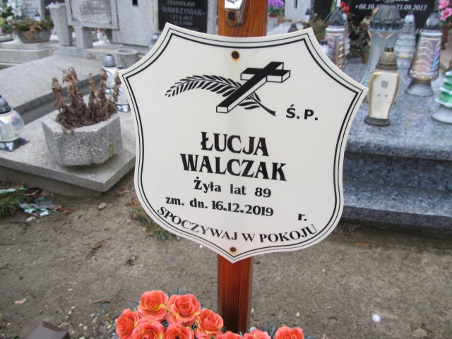 Łucja Walczak 1930 Inowrocław - Grobonet - Wyszukiwarka osób pochowanych